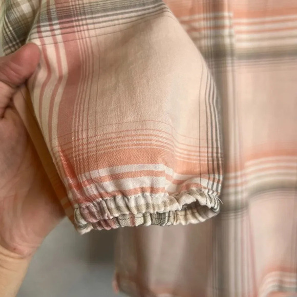 Eddie‎ Bauer NWT Vneck Long Sleeve Cotton Blend Plaid Shirt Size Medium - Picture 5 of 9